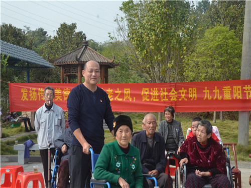 岳陽(yáng)市龍馬驛站汽車服務(wù)有限公司,汽車銷售,汽車清洗,汽車美容,汽車裝飾,汽車影音